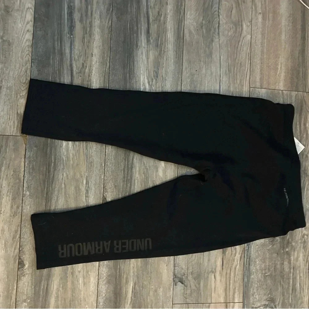 Under Armour Leggings charged